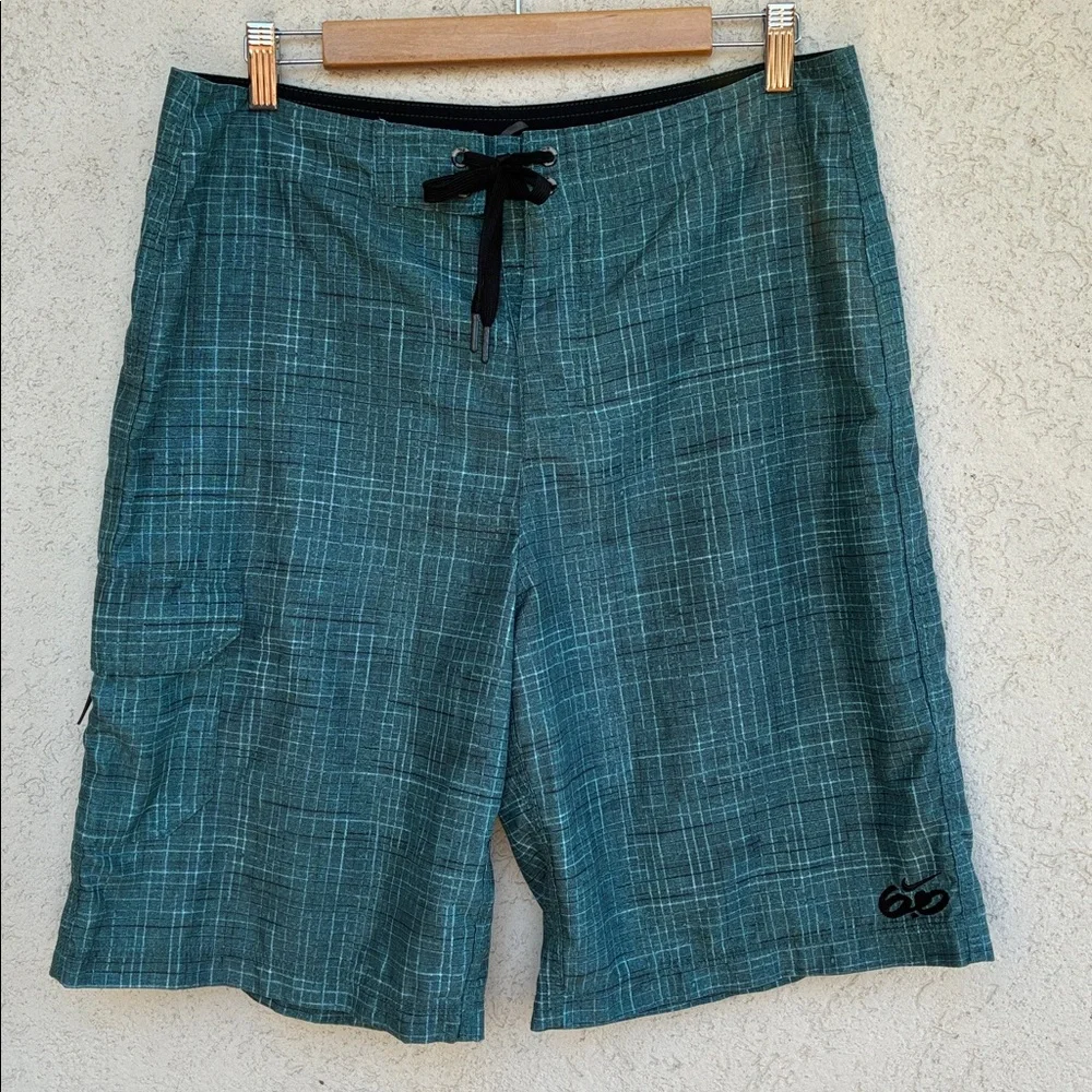 Nike 6.0  green black plaid  Swim or quick dry shorts for water sports